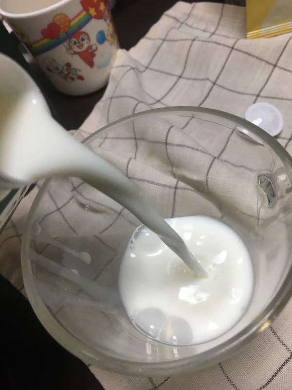 特選よつ葉牛乳(北海道十勝)1000mlの美味しさと価格とおすすめ度