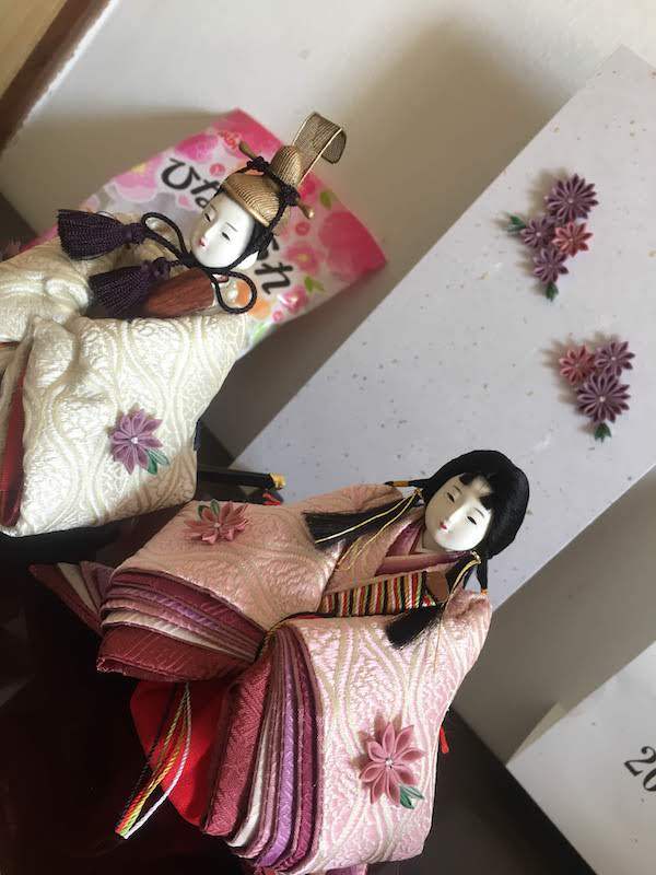 ひな祭りの雛人形は浅草橋の問屋街で買うと低価格で楽しいしおすすめ