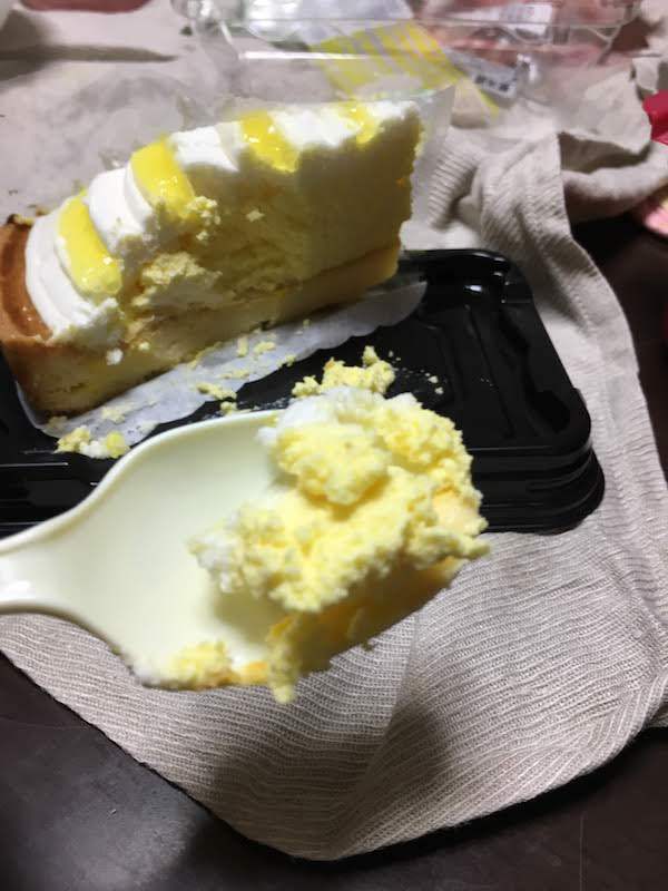 レモンのチーズタルト(ヤマザキ)は美味しいし低価格でおすすめケーキ